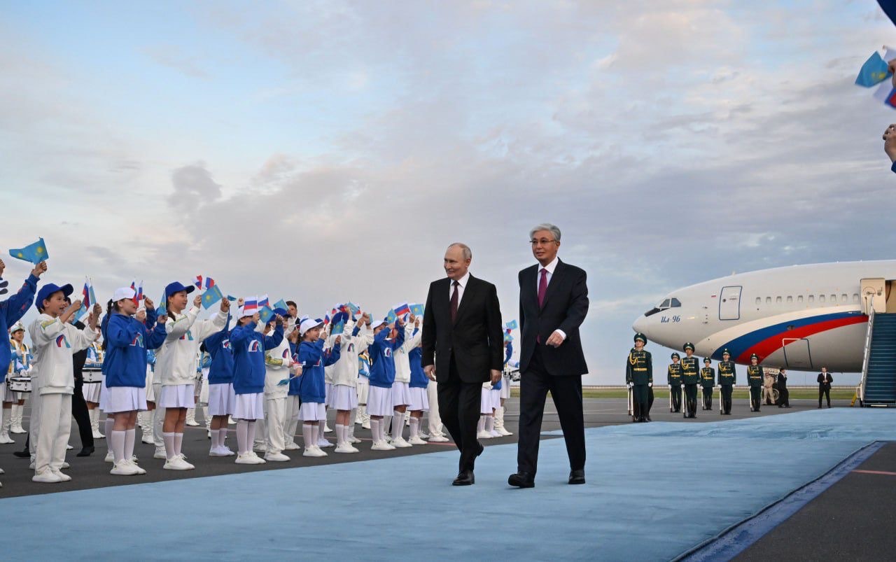 Президент России Владимир Путин прибыл в Казахстан с государственным визитом.