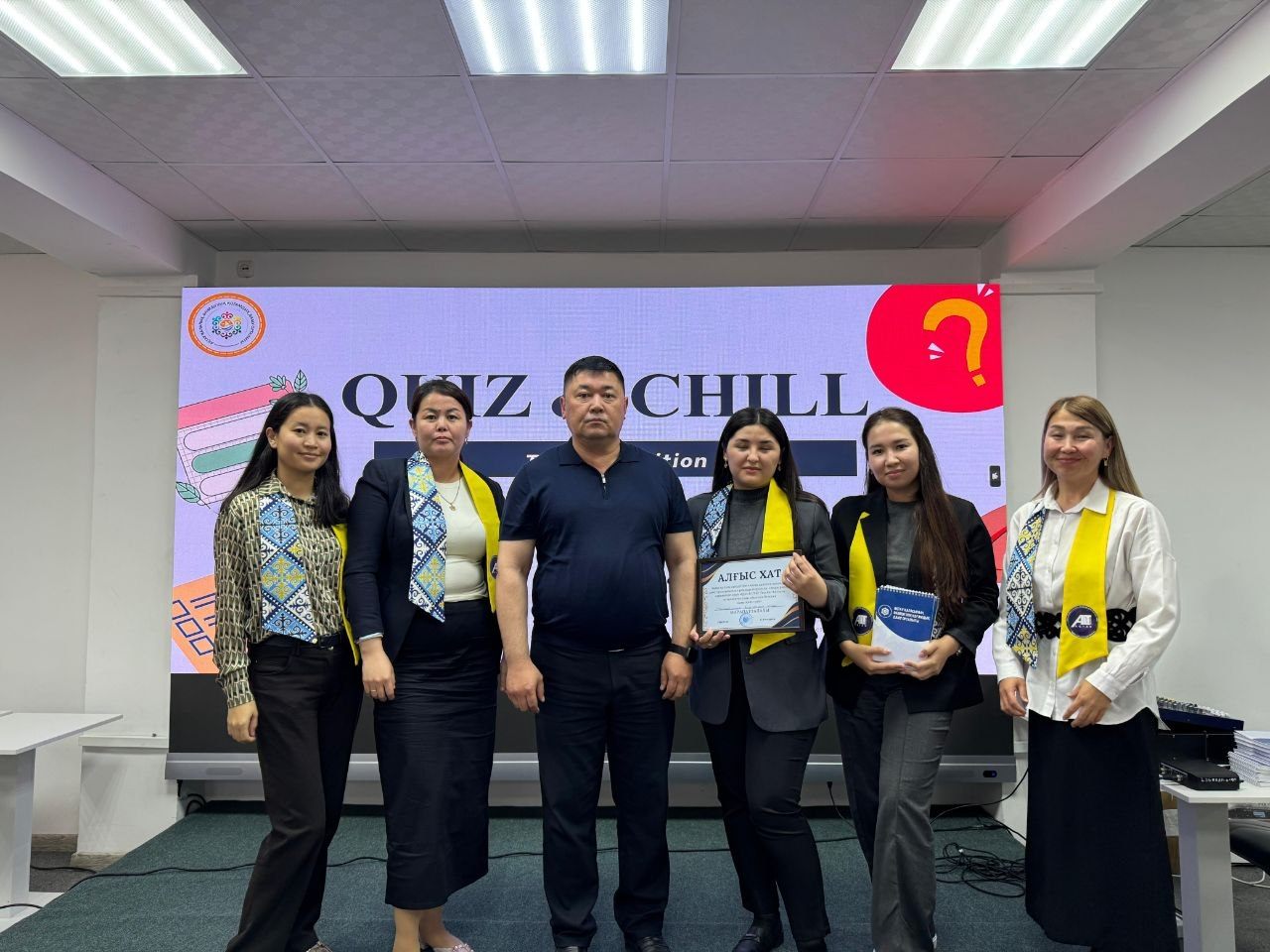 В Актау состоялась интеллектуальная игра «Quiz BATTLE» среди педагогов