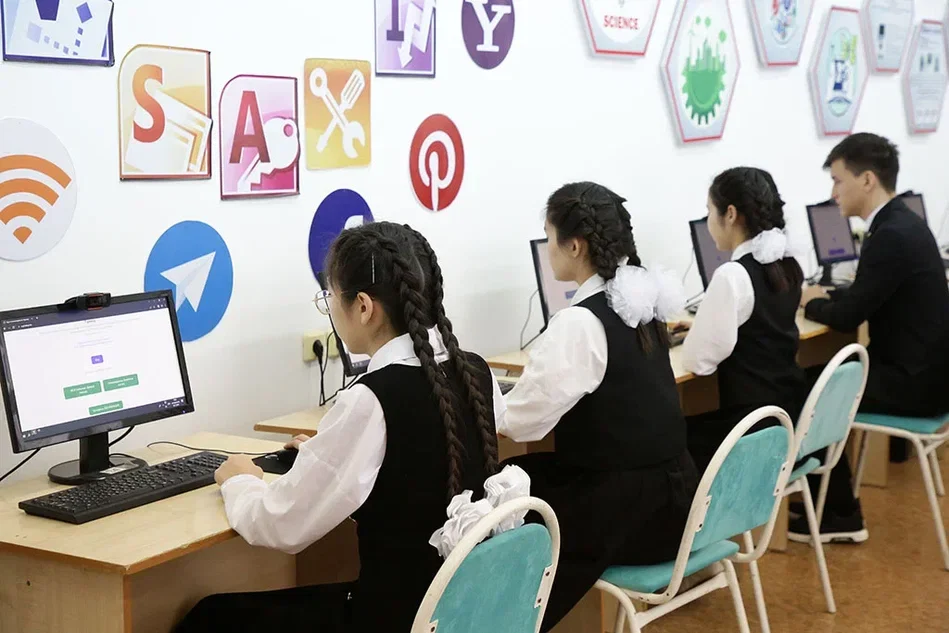 Қазақстан мектептерінде ТЖБ мен БЖБ жүйесін алып тастауы мүмкін