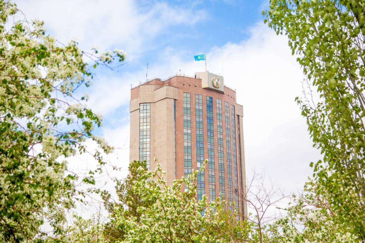 Кто может попасть под уголовную и административную амнистию в Казахстане